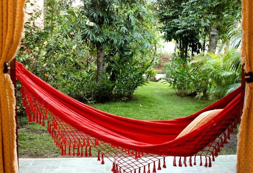 בית מלון כפרי Vila Araticum Praia