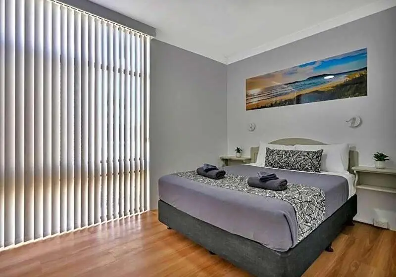 Surf Beach Motel Coffs