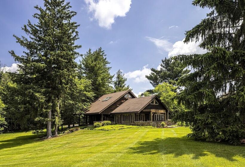 فندق Baywood Conference Center