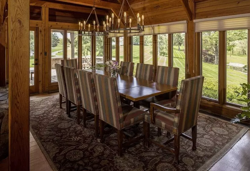 ホテル Baywood Conference Center