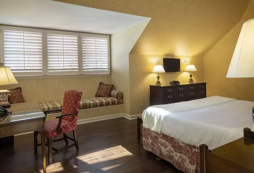 ホテル Baywood Conference Center