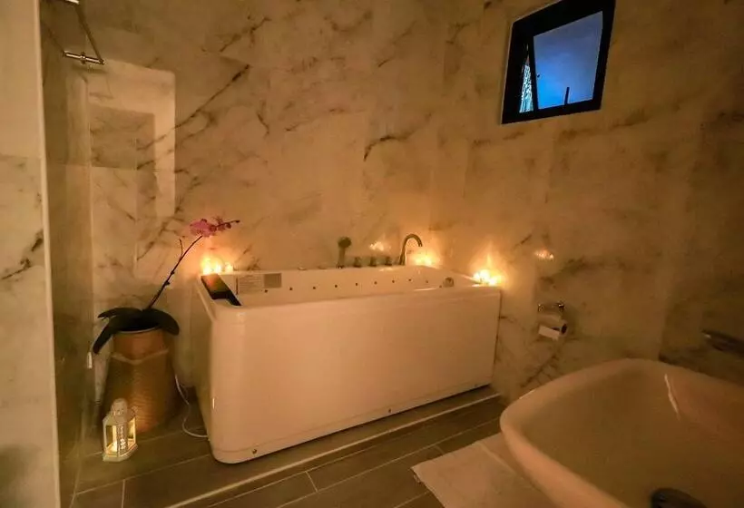 ホテル Josefina's Tourist Inn