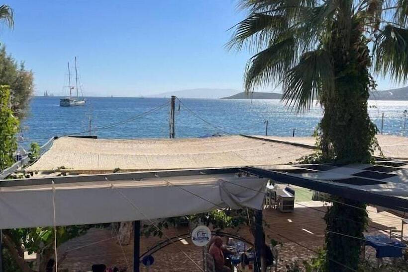 בית מלון כפרי Naz Liman