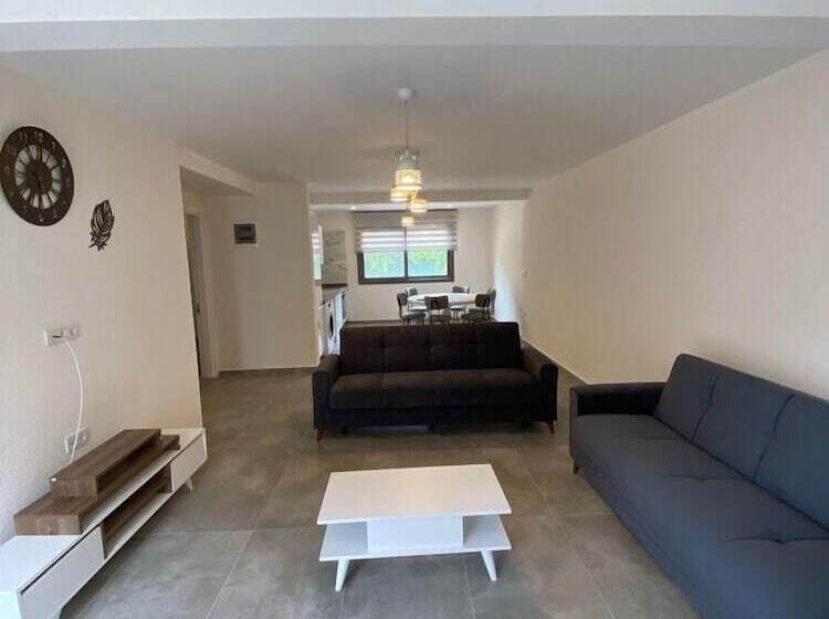 בית מלון כפרי Naz Liman