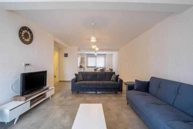 בית מלון כפרי Naz Liman