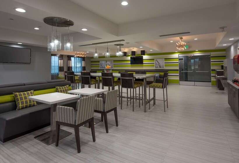 هتل Best Western Plus Gardena Los Angeles Inn & Suites