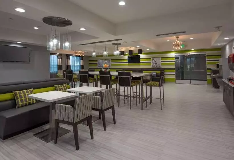 ホテル Best Western Plus Gardena Los Angeles Inn & Suites