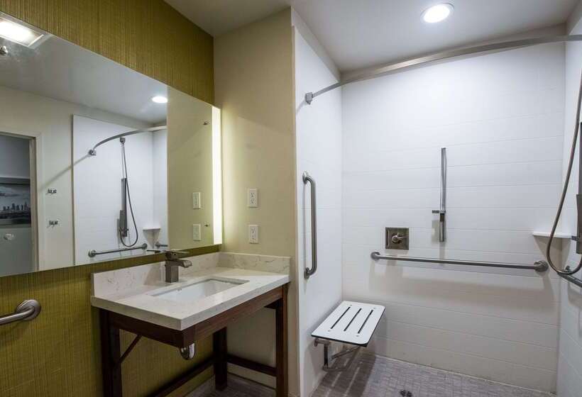 هتل Best Western Plus Gardena Los Angeles Inn & Suites