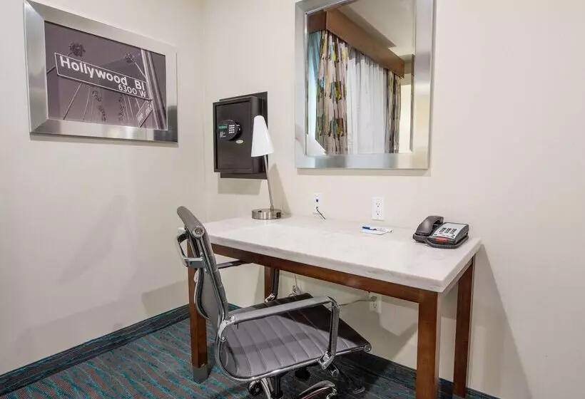ホテル Best Western Plus Gardena Los Angeles Inn & Suites