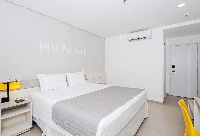 Otel Candeias Guarujá