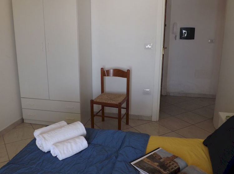 בית מלון כפרי Gallipoli Apartments