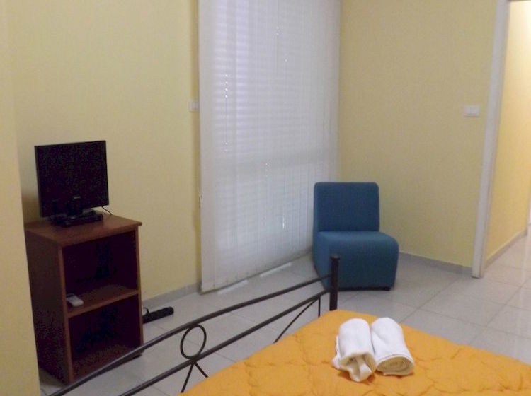 בית מלון כפרי Gallipoli Apartments