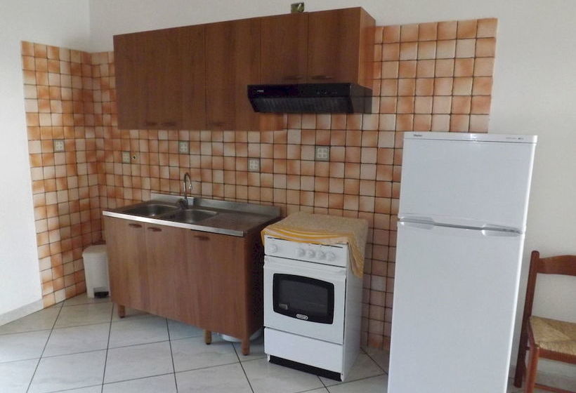 בית מלון כפרי Gallipoli Apartments