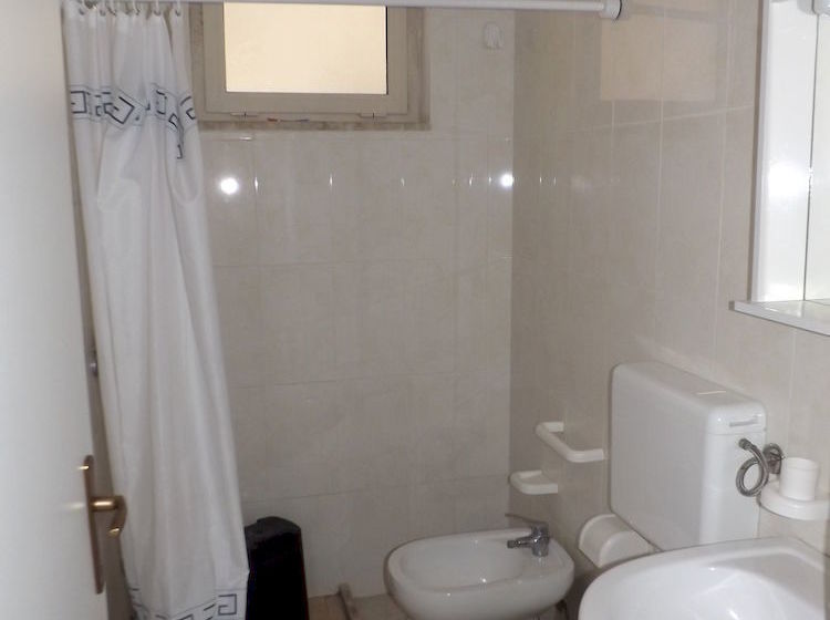 בית מלון כפרי Gallipoli Apartments