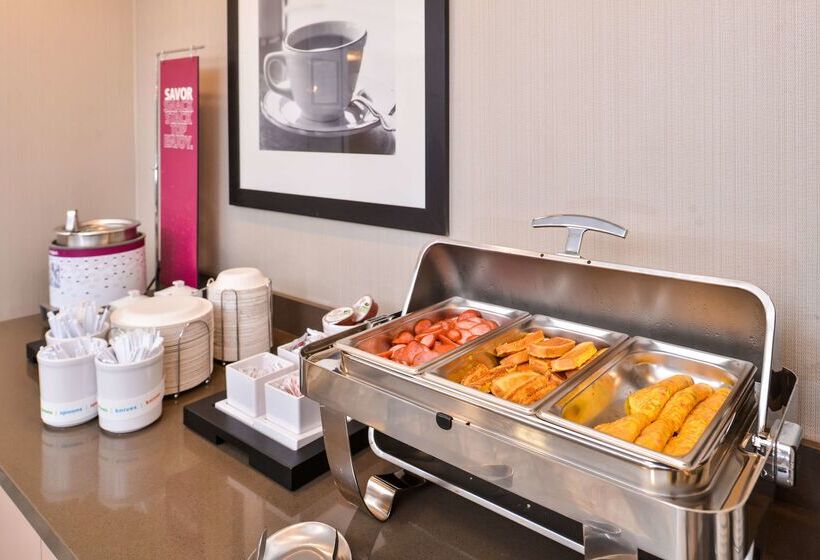 ホテル Hampton Inn & Suites Altoonades Moines