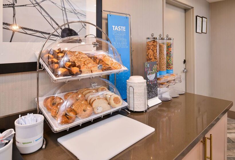 ホテル Hampton Inn & Suites Altoonades Moines