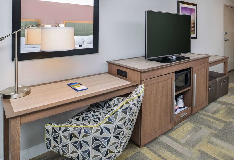 ホテル Hampton Inn & Suites Altoonades Moines