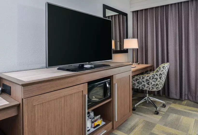 ホテル Hampton Inn & Suites Altoonades Moines