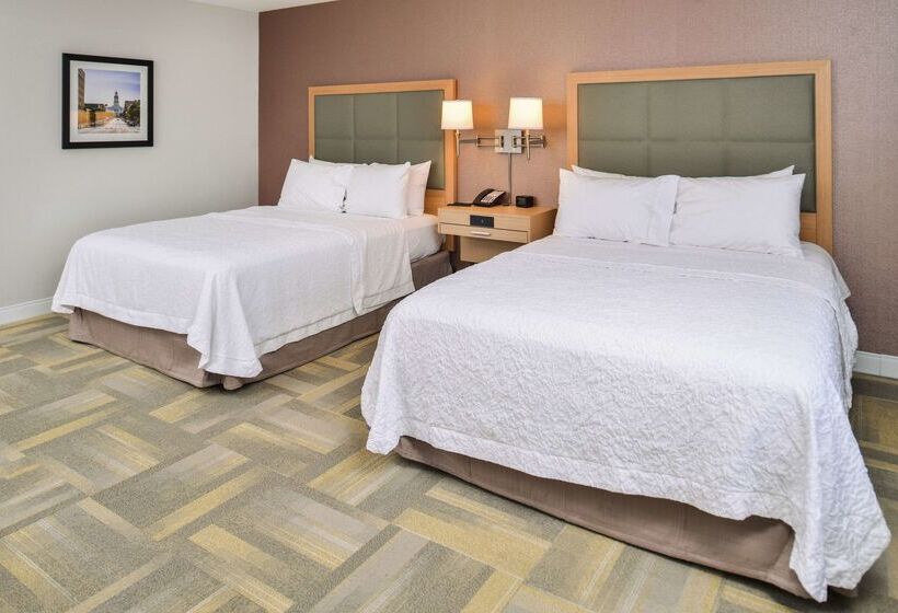 ホテル Hampton Inn & Suites Altoonades Moines