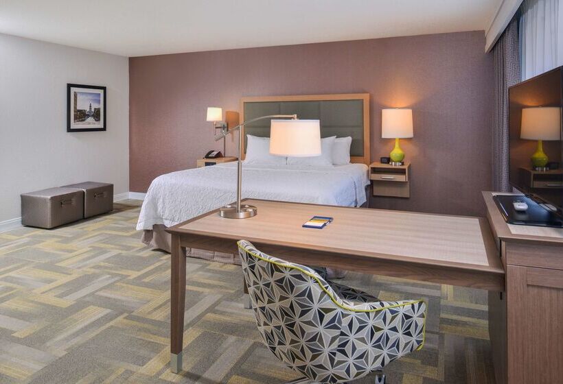 ホテル Hampton Inn & Suites Altoonades Moines