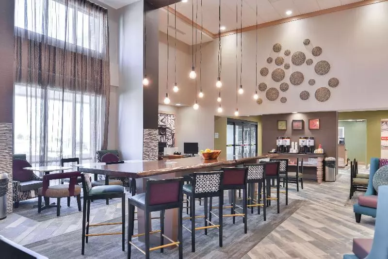ホテル Hampton Inn & Suites Altoonades Moines
