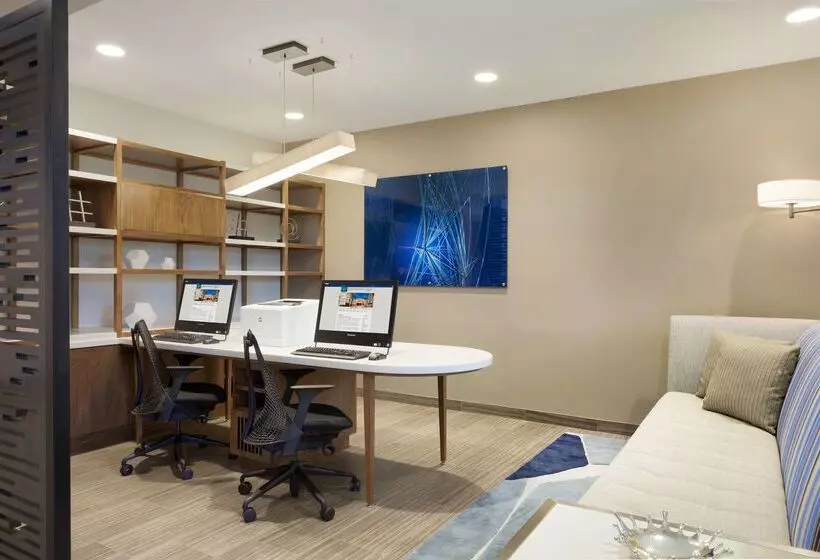 ホテル Homewood Suites By Hilton Irvine John Wayne Airport