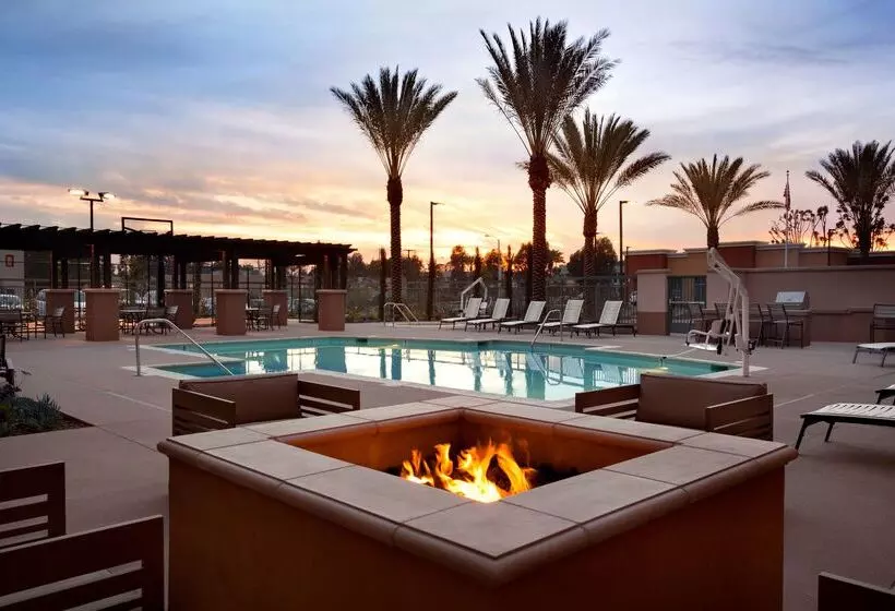 ホテル Homewood Suites By Hilton Irvine John Wayne Airport