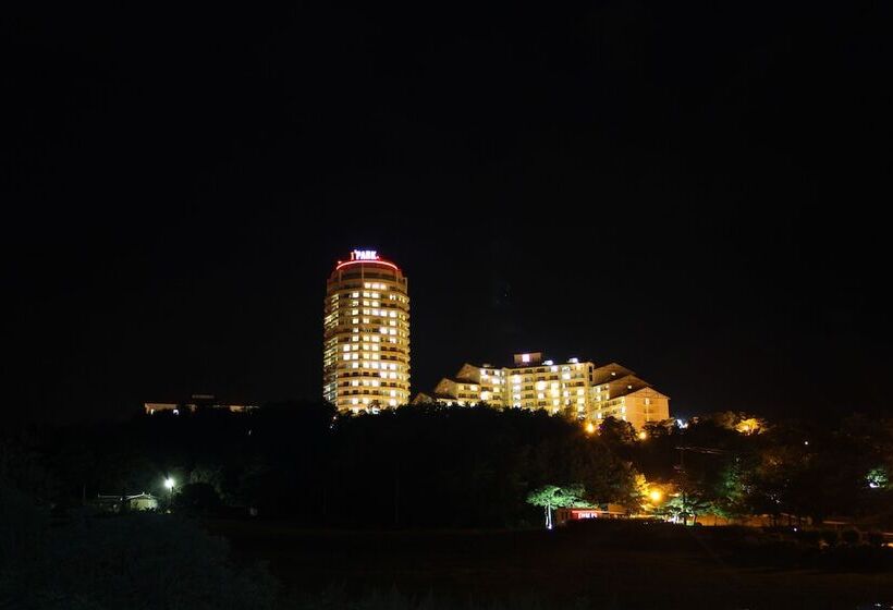 בית מלון כפרי Ipark Condominium