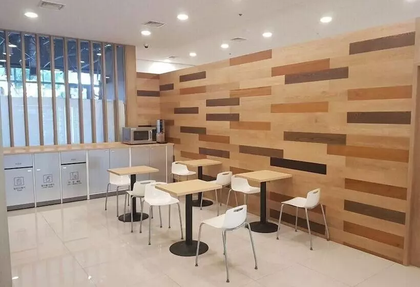 Hôtel Ipark Condominium