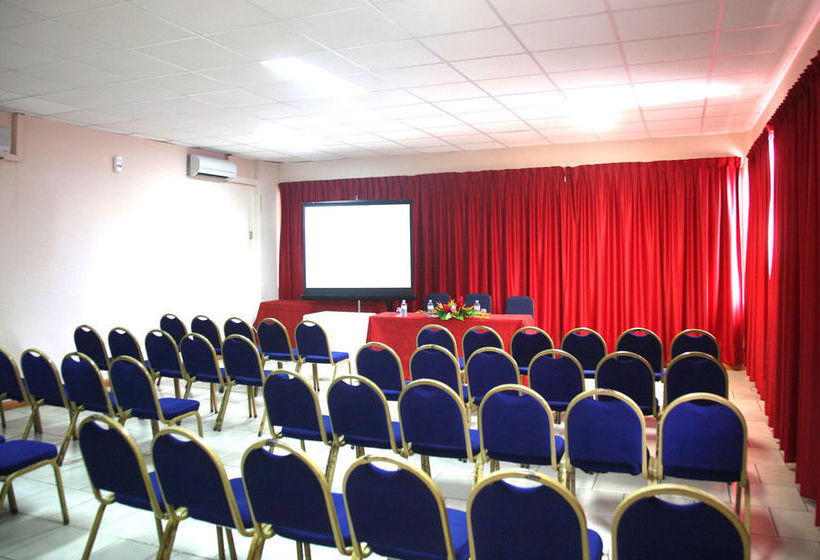 هتل Karibea Beach Residence Prao