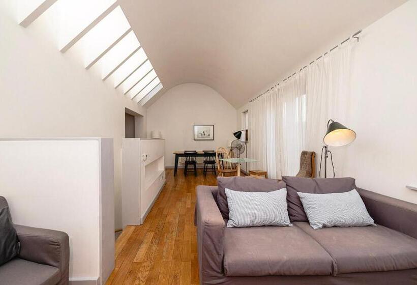 ホテル Lion & Pheasant