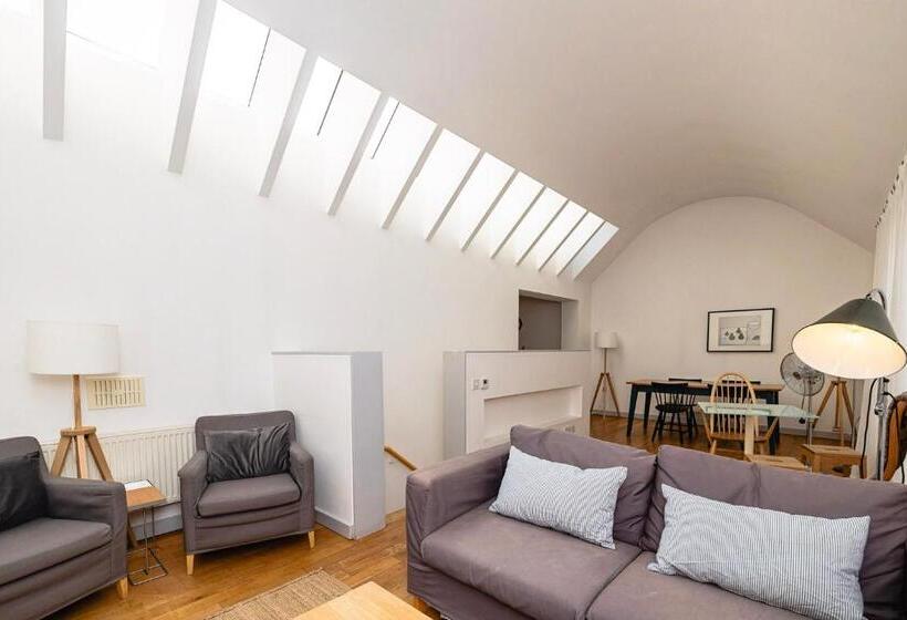 ホテル Lion & Pheasant