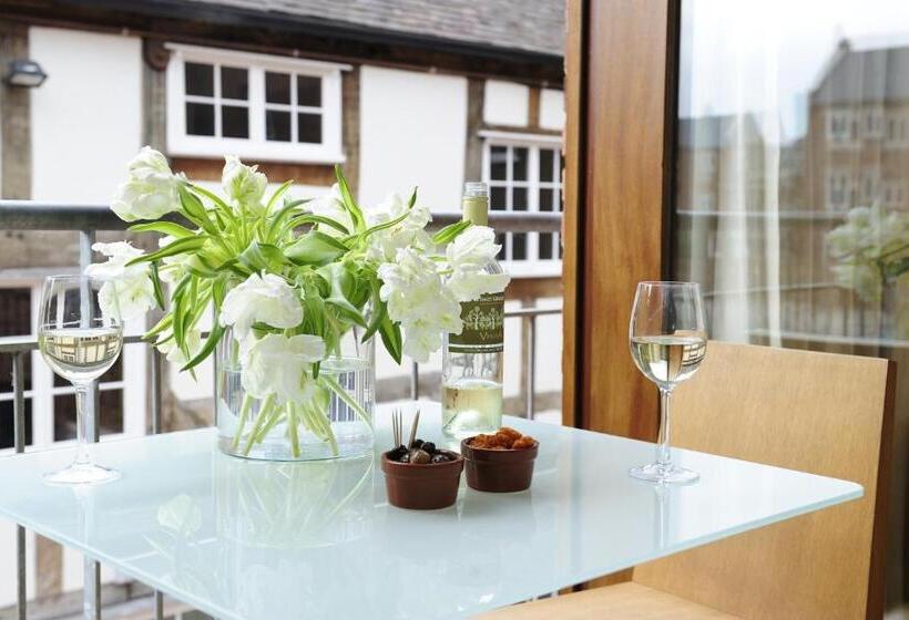 ホテル Lion & Pheasant