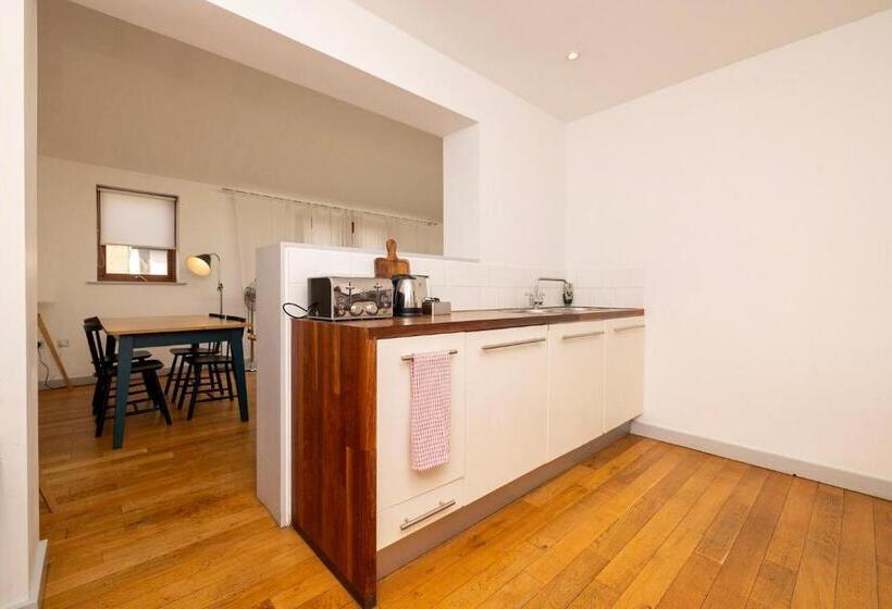 ホテル Lion & Pheasant