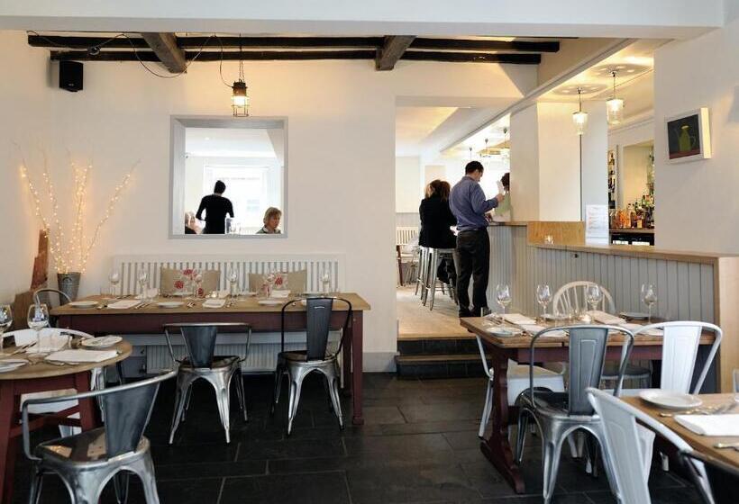 ホテル Lion & Pheasant