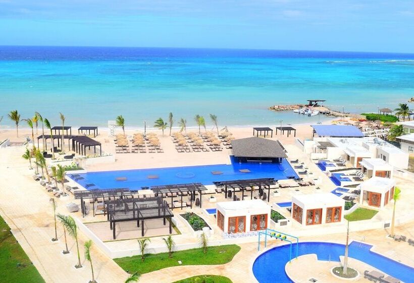 هتل Royalton Blue Waters Montego Bay, An Autograph Collection All Inclusive Resort