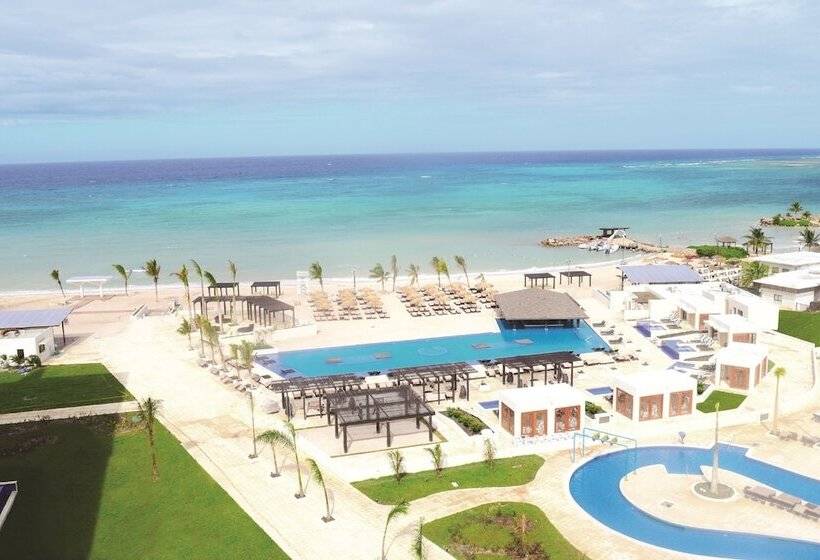 هتل Royalton Blue Waters Montego Bay, An Autograph Collection All Inclusive Resort