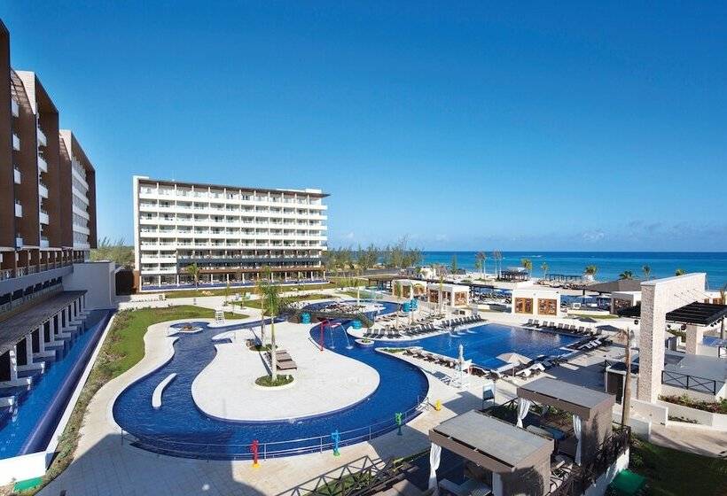 هتل Royalton Blue Waters Montego Bay, An Autograph Collection All Inclusive Resort