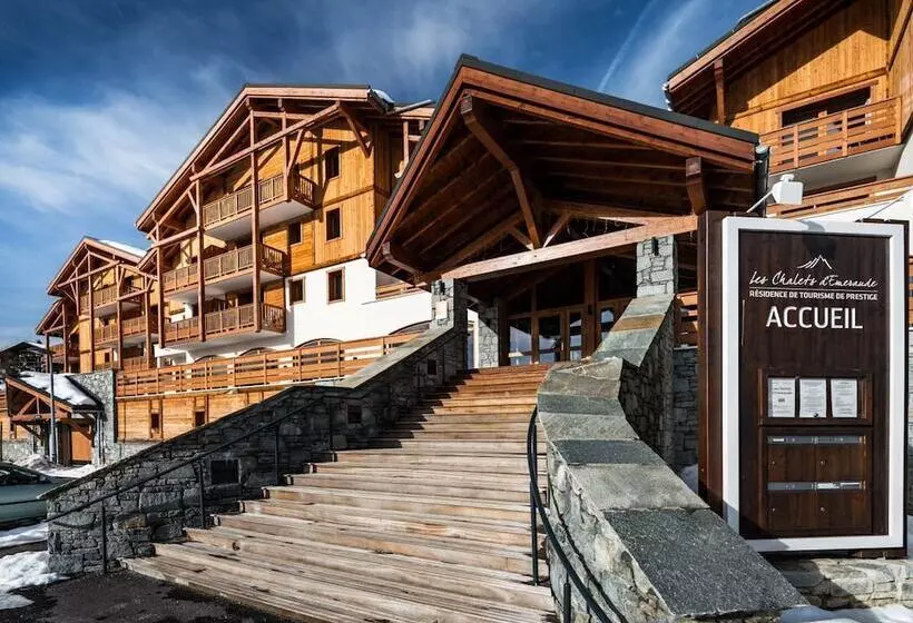 ホテル Résidence Lagrange Vacances Les Chalets D Emeraude