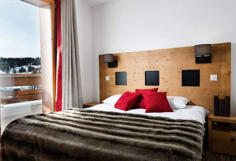 ホテル Résidence Lagrange Vacances Les Chalets D Emeraude