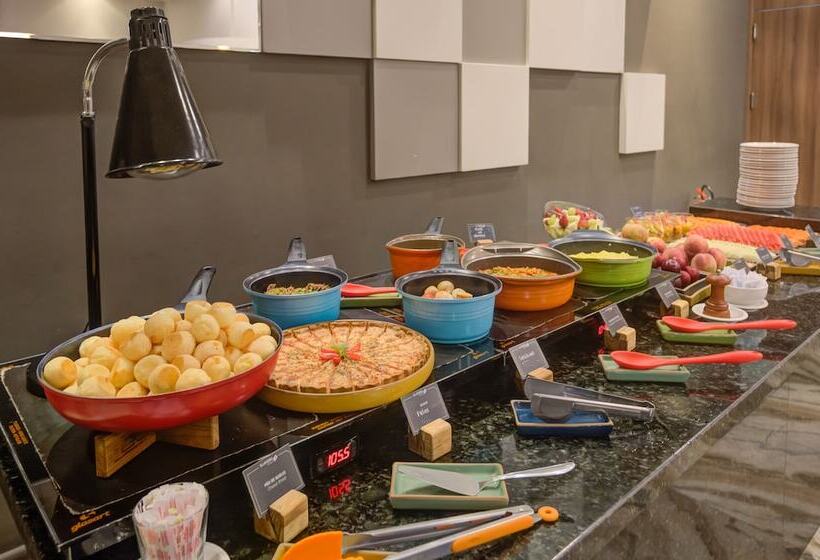 בית מלון כפרי Slaviero Blumenau