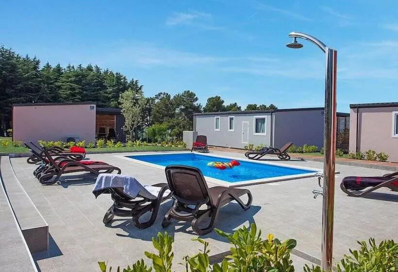 Hotelli Superior Mobile Homes Kastanija   Campsite