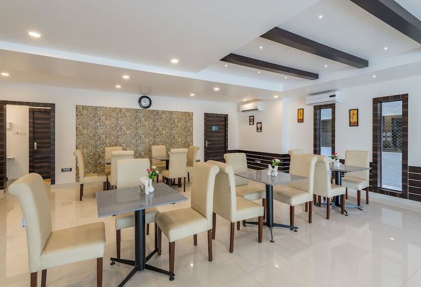 Hotelli Treebo Raj Premier, Indiranagar