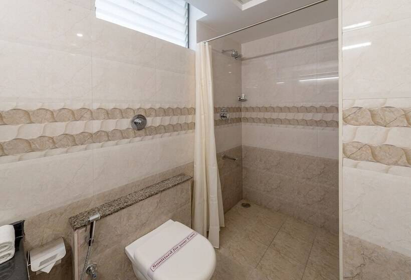 Hotelli Treebo Raj Premier, Indiranagar