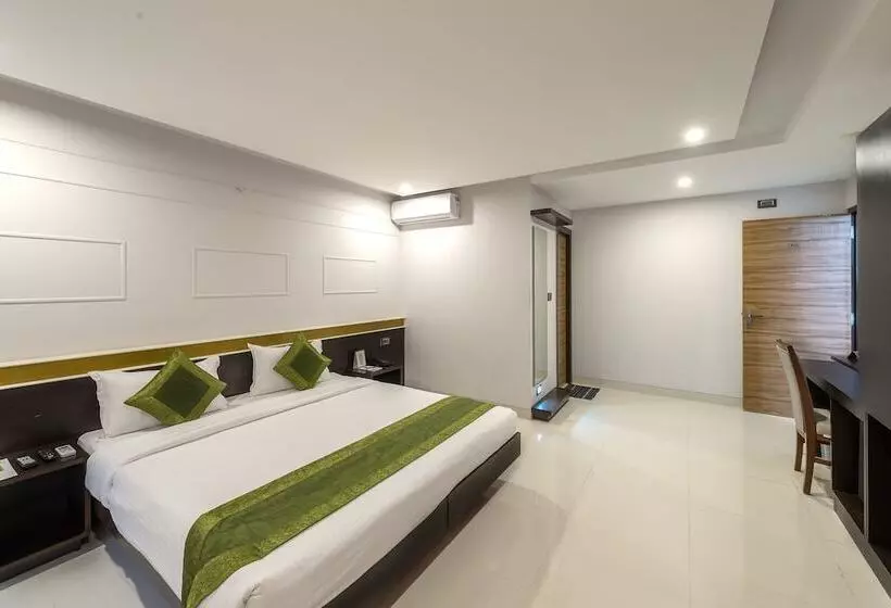 ホテル Treebo Raj Premier, Indiranagar
