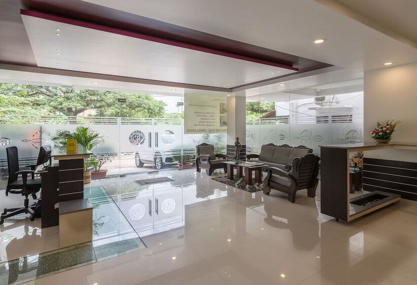 Hotelli Treebo Raj Premier, Indiranagar