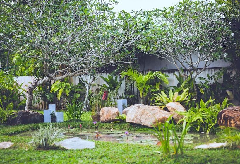 호텔 Villa White Queen