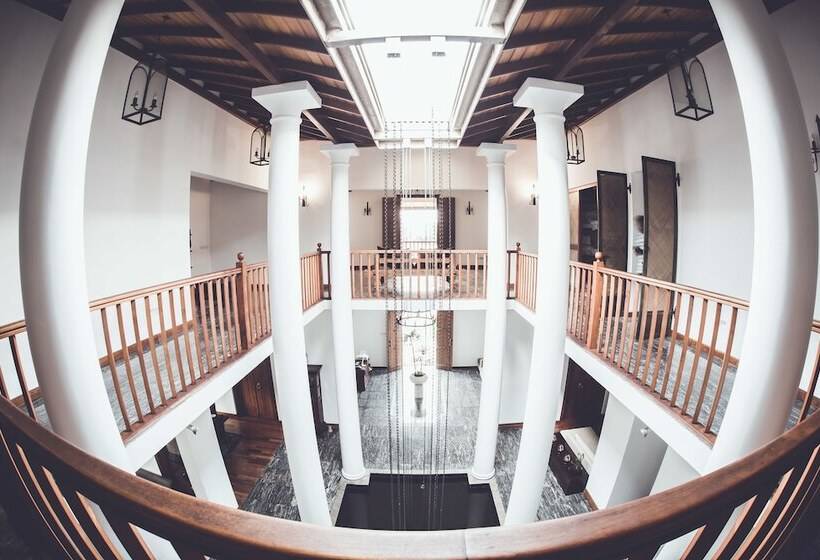 호텔 Villa White Queen