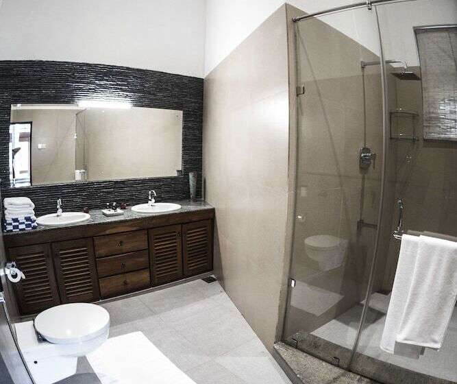 호텔 Villa White Queen