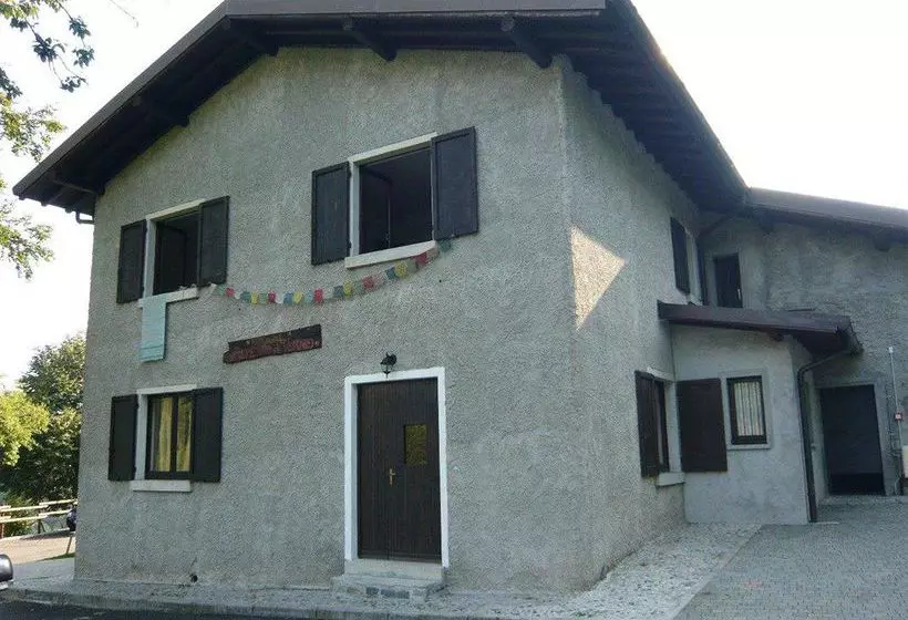 Retkeilymaja Rifugio Alpetto Di Torno